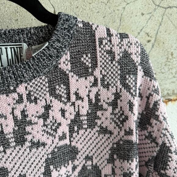 Vintage Sweater Womens L Pink Black Abstract Geometric Knit Pullover Soft Grunge - Picture 3 of 5